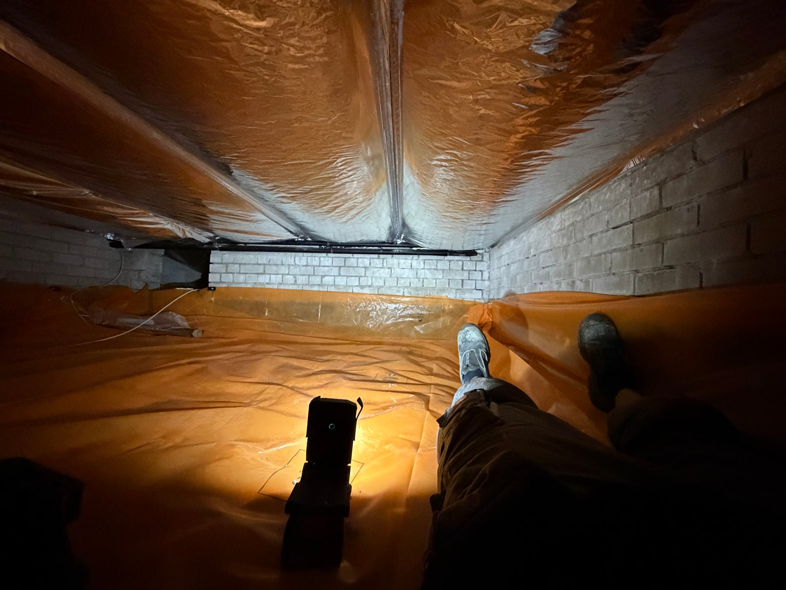 TONZON thermokussens en bodemfolie in een geïsoleerde kruipruimte